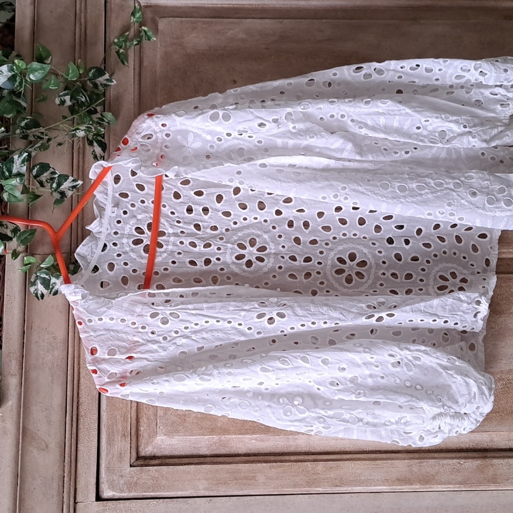 Large embroidery cover top